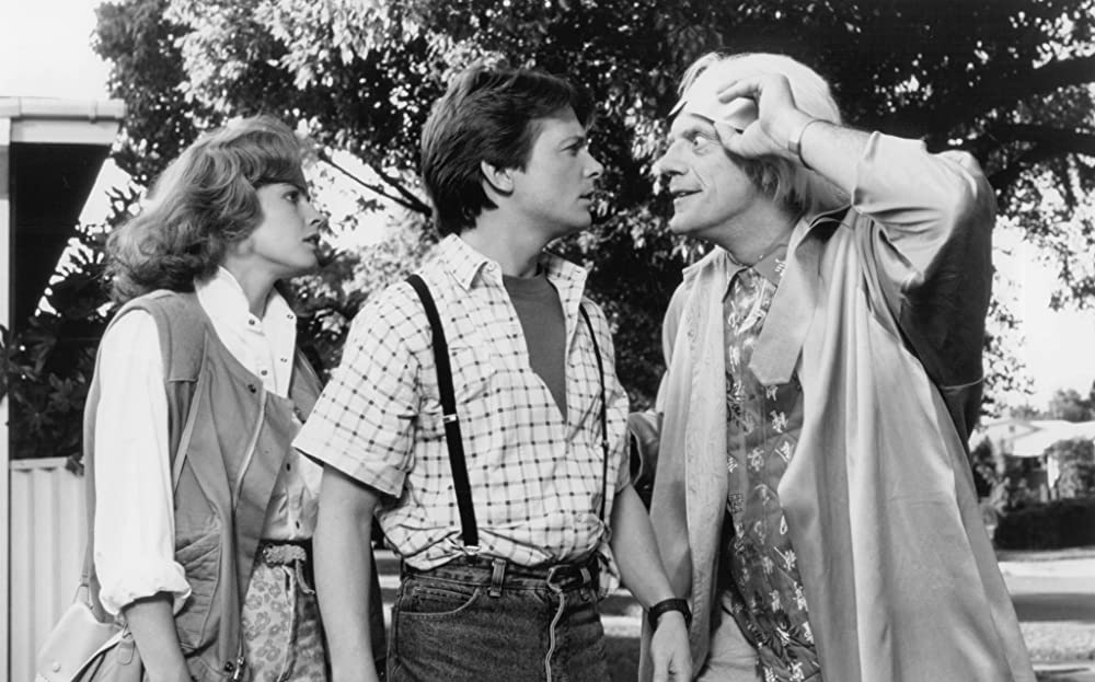 「バック・トゥ・ザ・フューチャー PART2」マイケル・J・フォックス & エリザベス・シュー & クリストファー・ロイドの画像