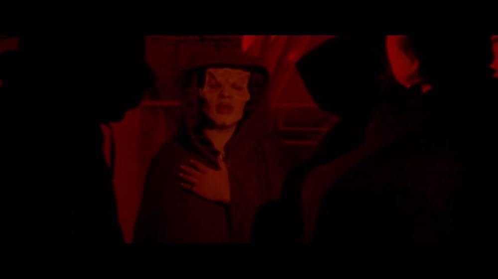 テリファー０の画像