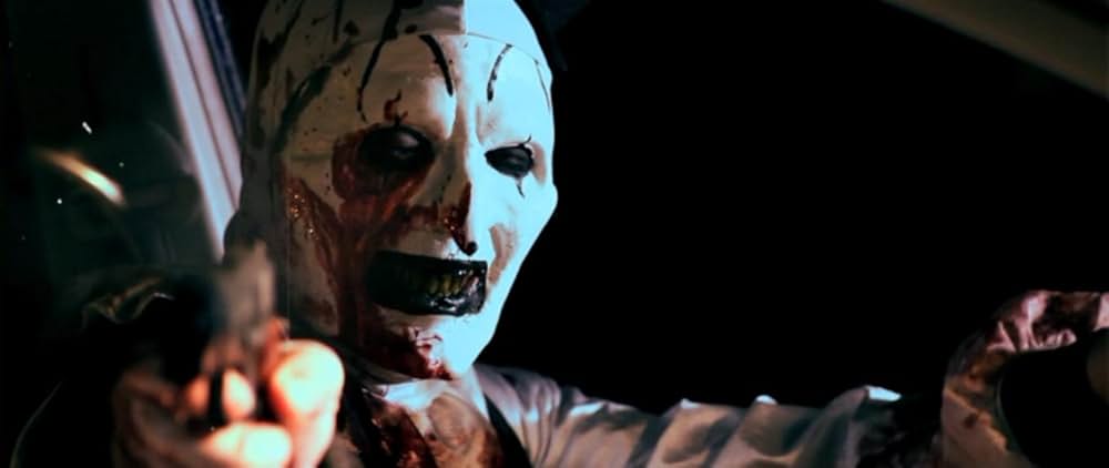 テリファー０の画像