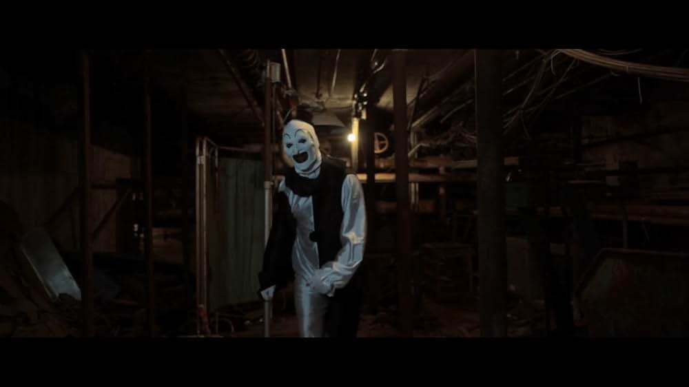 テリファー０の画像