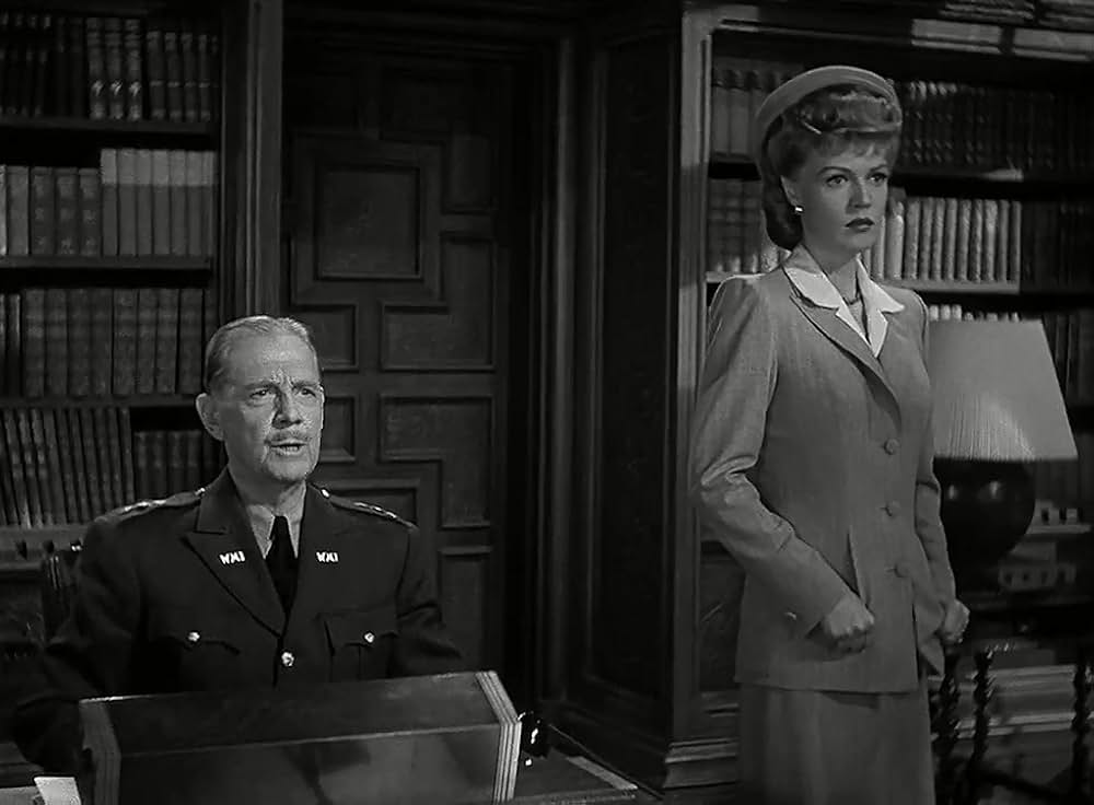 少佐と少女の画像