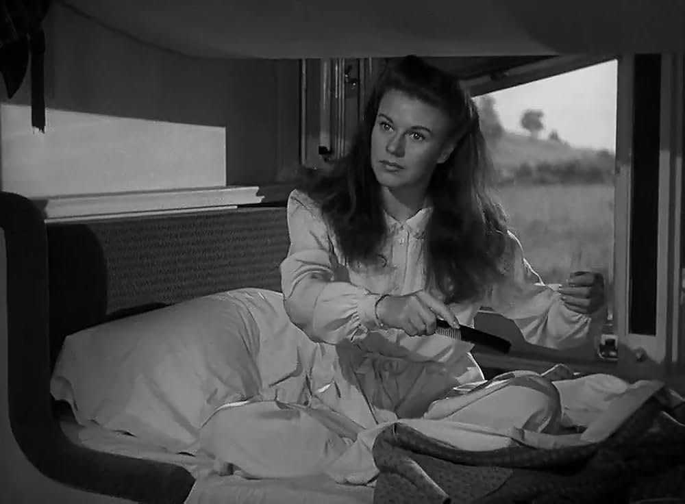 少佐と少女の画像