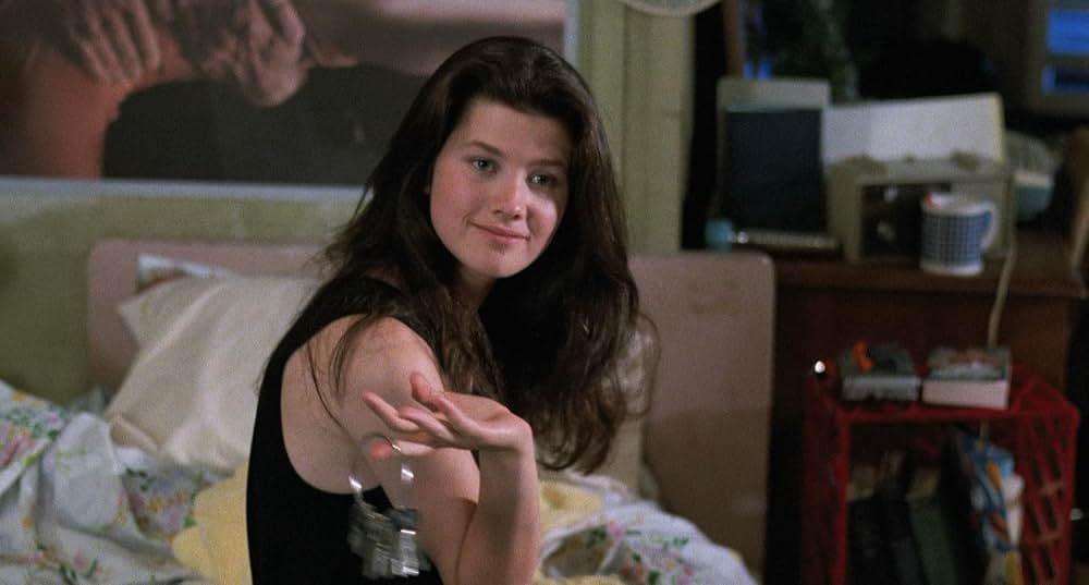 血ぬられた入寮式／呪われた女子大生の謎の画像