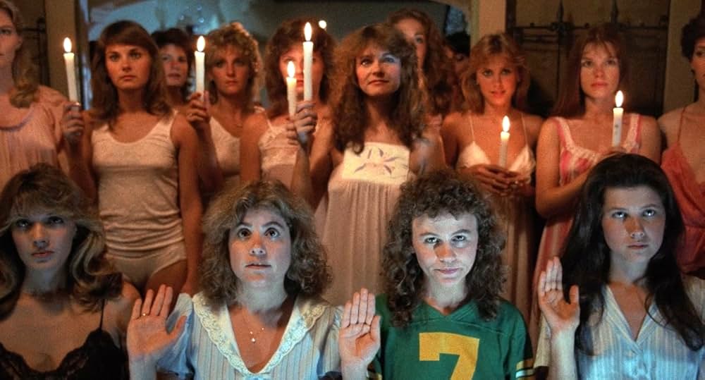 血ぬられた入寮式／呪われた女子大生の謎の画像