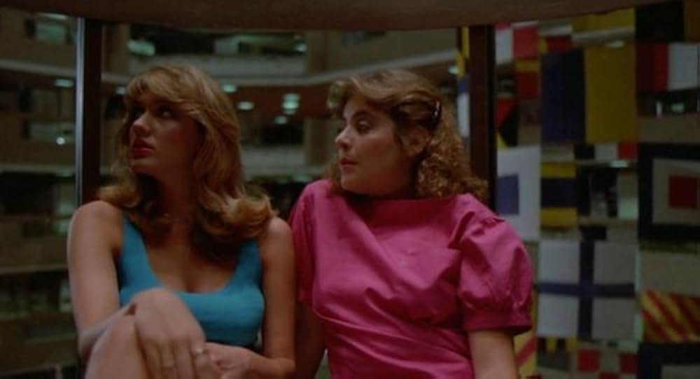 血ぬられた入寮式／呪われた女子大生の謎の画像