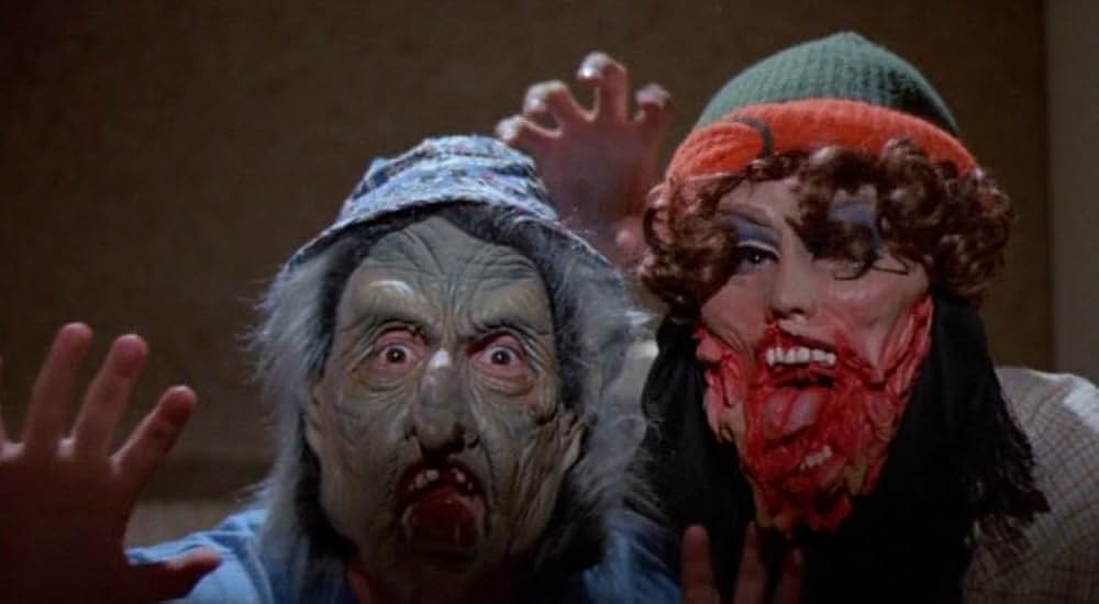 血ぬられた入寮式／呪われた女子大生の謎の画像