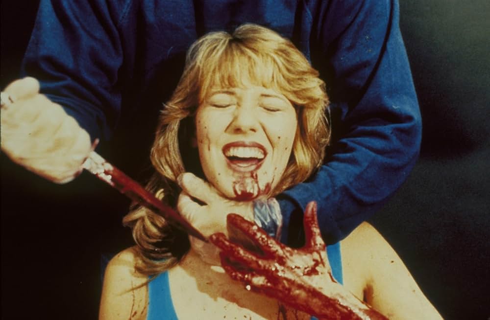 血ぬられた入寮式／呪われた女子大生の謎の画像