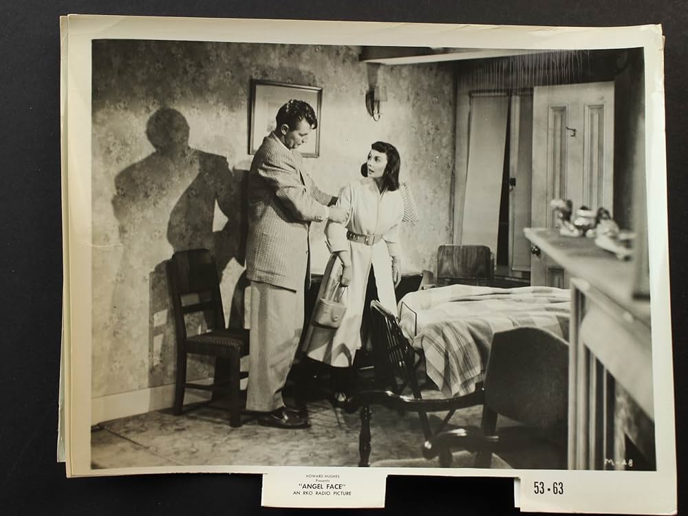 天使の顔の画像