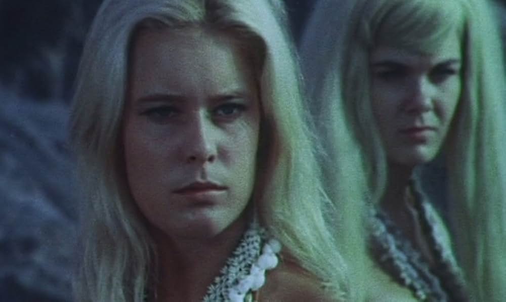 金星怪獣の襲撃の画像