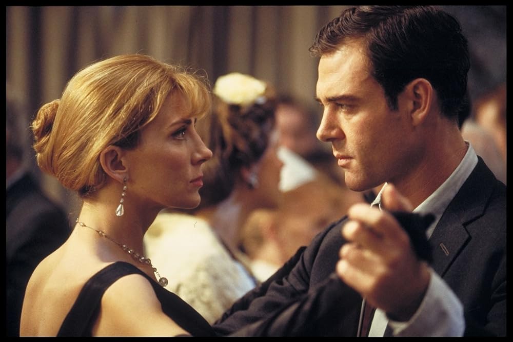 「アサイラム／閉鎖病棟」ナターシャ・リチャードソン & マートン・ソーカスの画像