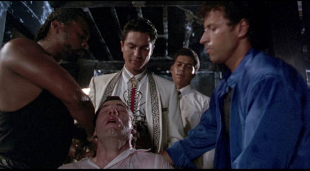 チェインズ／翳りゆく街／潜入捜査の画像