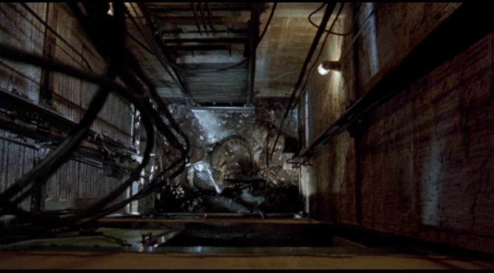 チェインズ／翳りゆく街／潜入捜査の画像