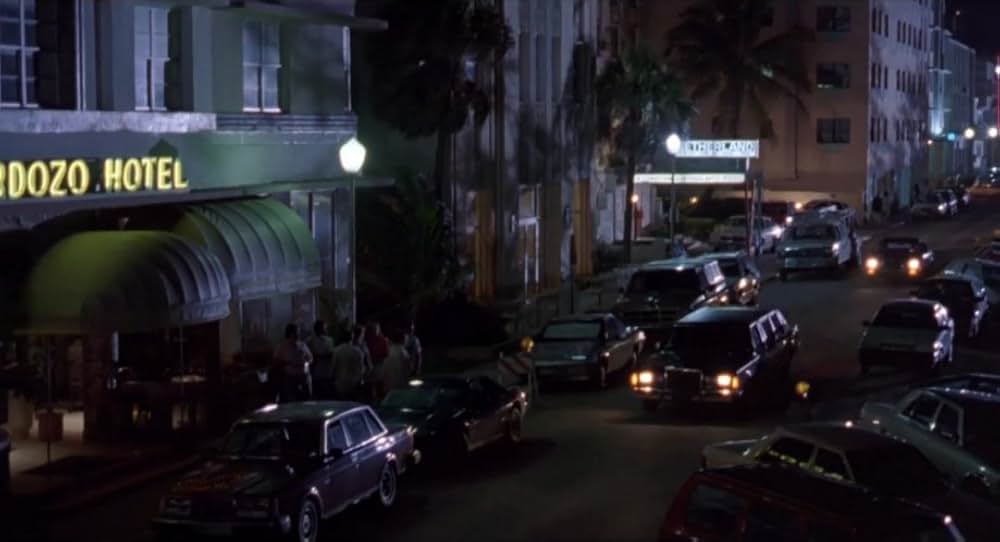 チェインズ／翳りゆく街／潜入捜査の画像