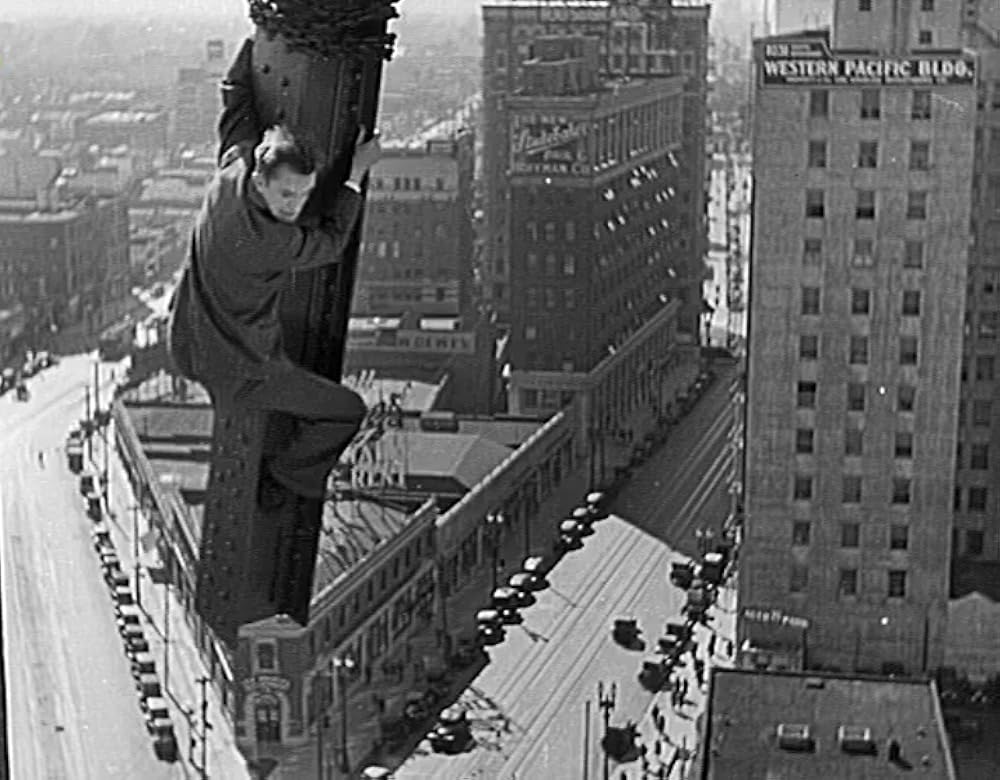 「極楽危機一髪」スタン・ローレルの画像