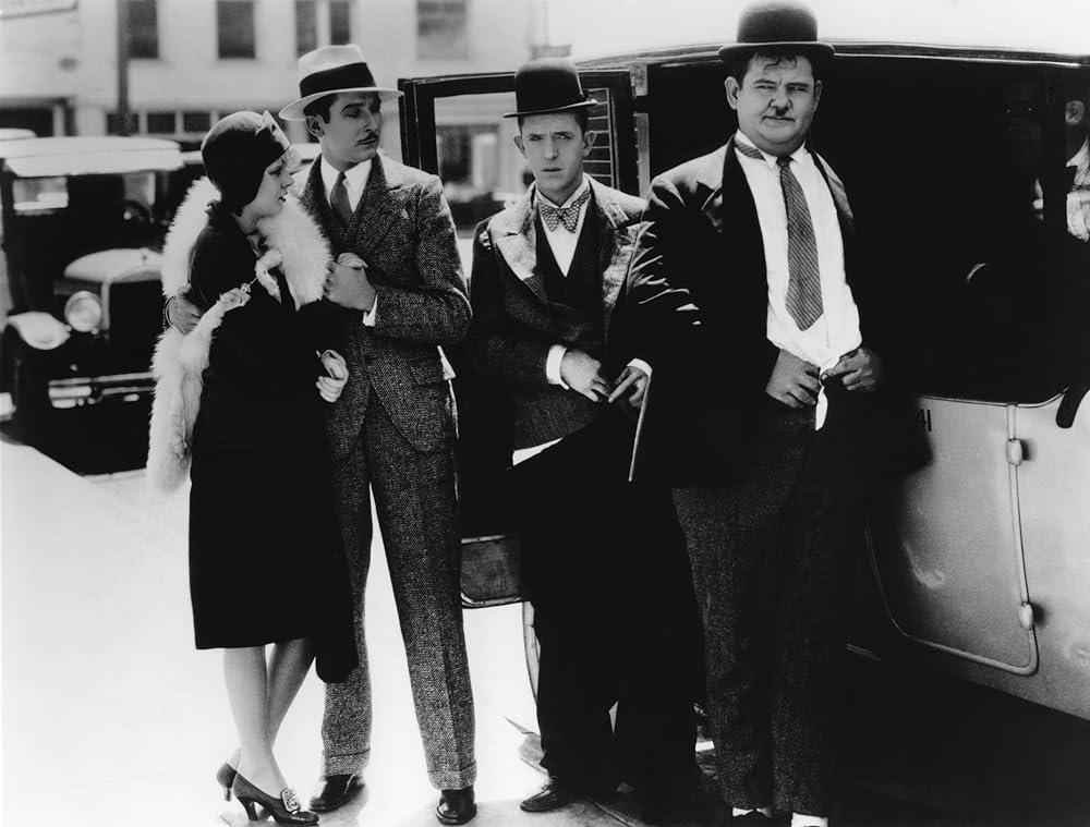 「極楽危機一髪」Oliver Hardy & ジーン・ハーロウ & Ed Brandenburg & スタン・ローレルの画像