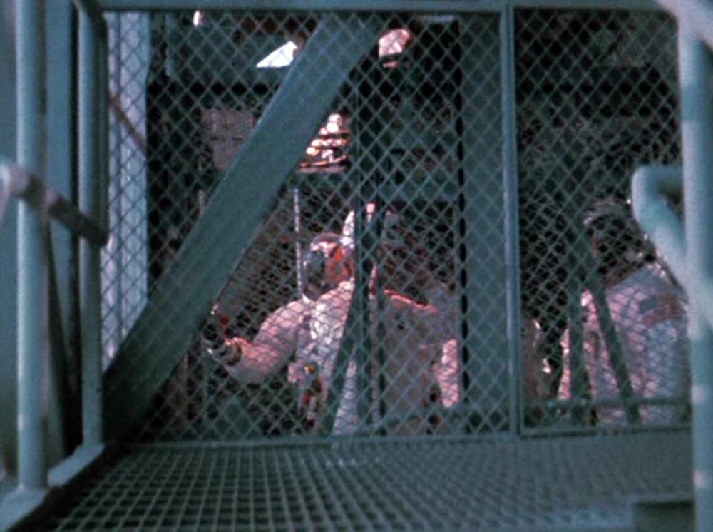 宇宙へのフロンティアの画像