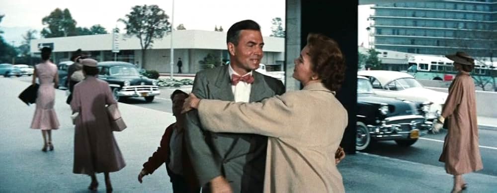 ビガー・ザン・ライフ 黒の報酬の画像