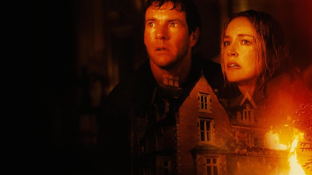 「コールド・クリーク 過去を持つ家」シャロン・ストーン & デニス・クエイドの画像