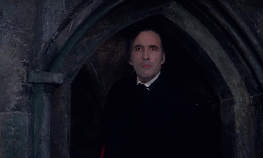 血のエクソシズム／ドラキュラの復活の画像