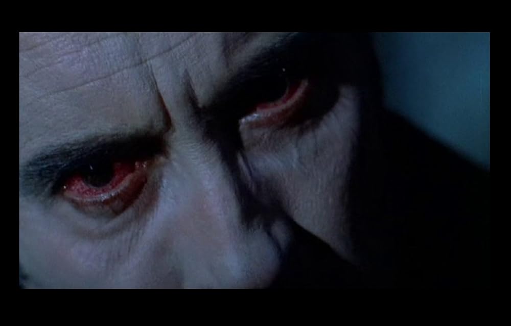 血のエクソシズム／ドラキュラの復活の画像