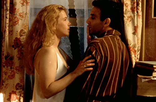 「敵、ある愛の物語」ロン・シルバー & Malgorzata Zajaczkowskaの画像