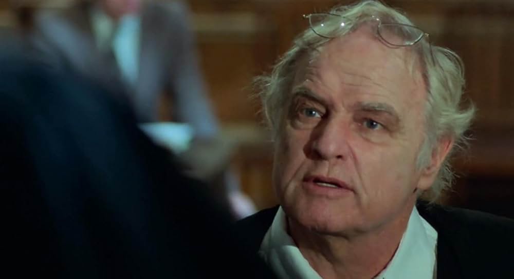 白く渇いた季節の画像