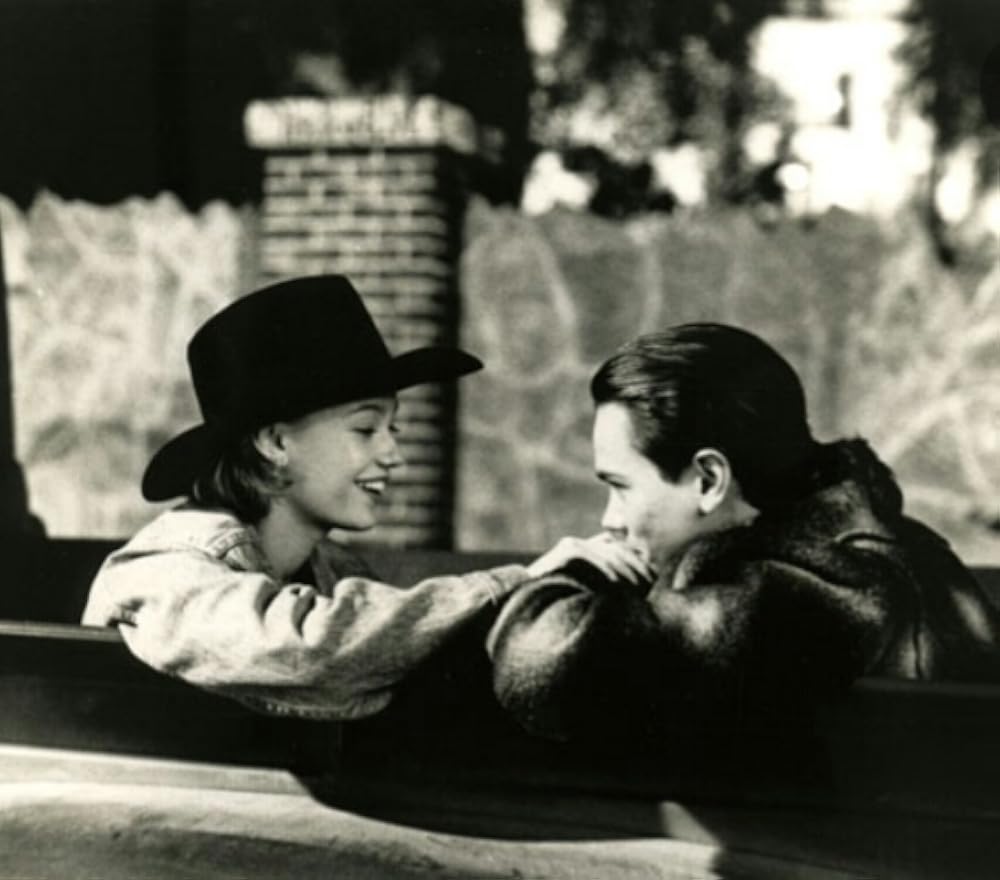 「愛と呼ばれるもの」リバー・フェニックス & サマンサ・マシスの画像