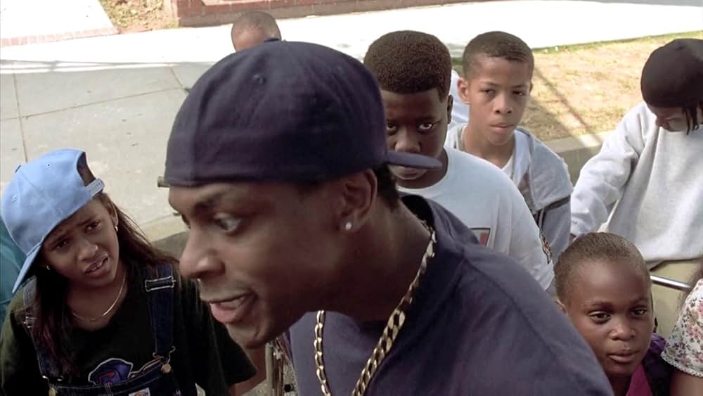 フライデイの画像