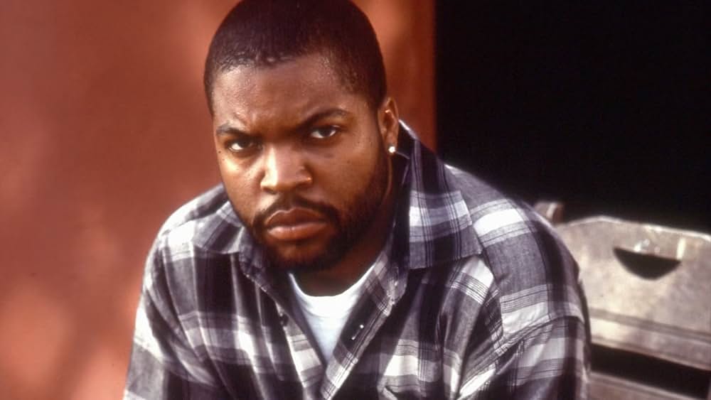 フライデイの画像