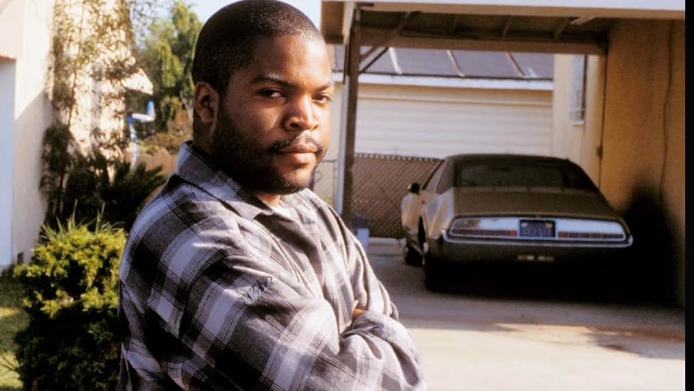 フライデイの画像