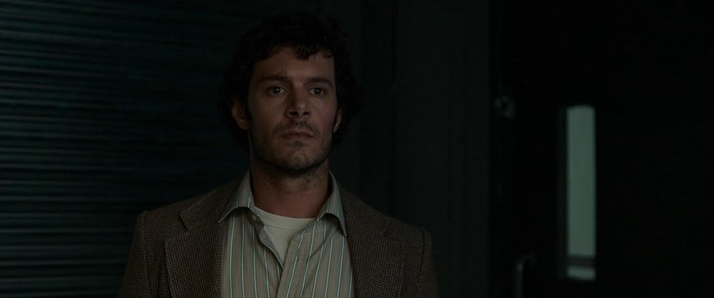 「私立探偵エイブ 折り紙殺人事件」アダム・ブロディの画像