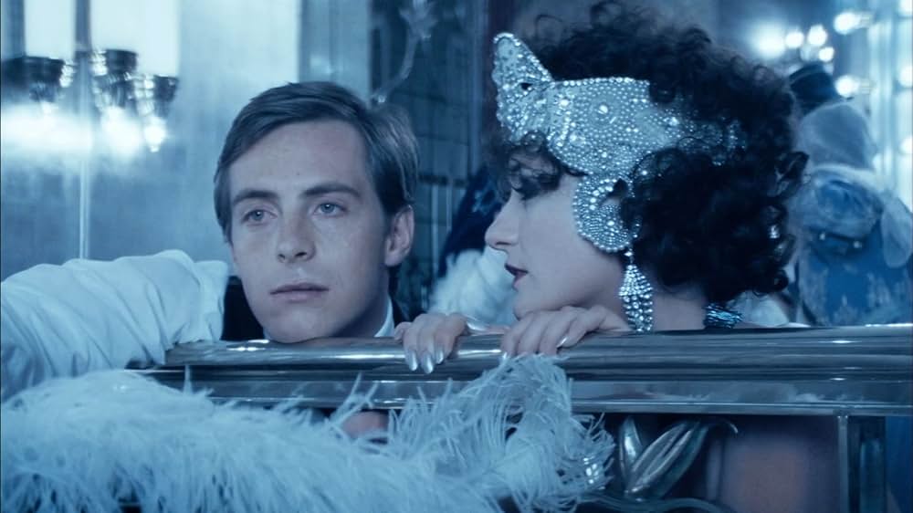 Bright Young Things（原題）の画像