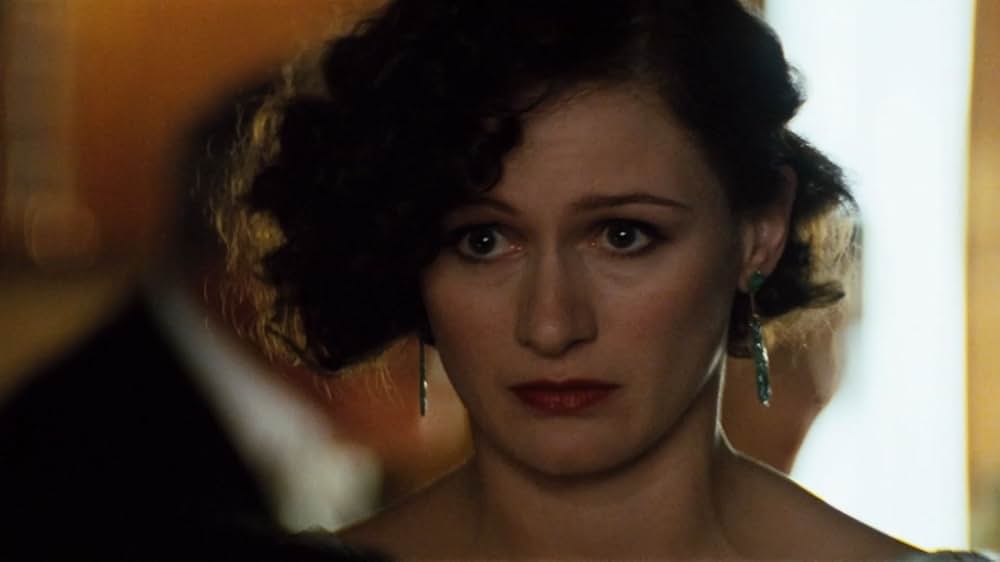 Bright Young Things（原題）の画像