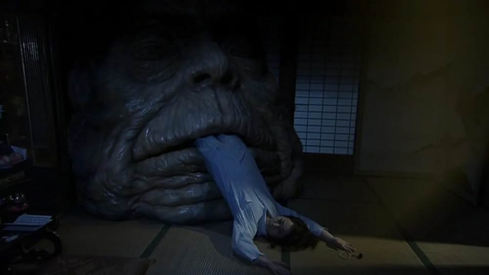 日本のこわい夜の画像