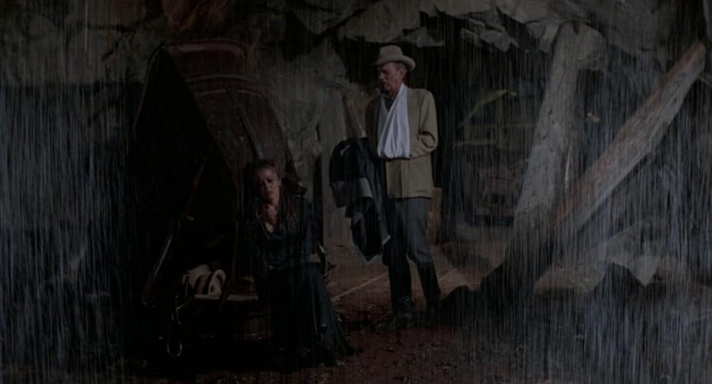 黄金の棺の画像