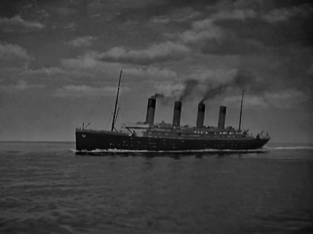 タイタニックの最期の画像