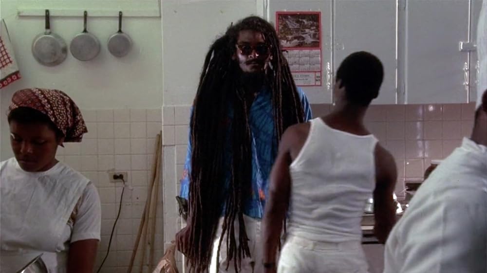 クラブ・パラダイスの画像