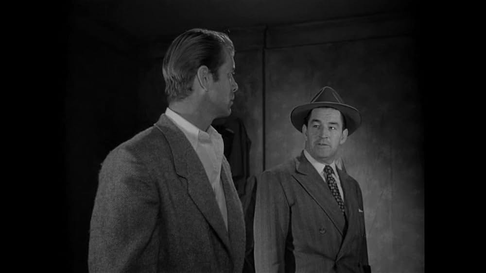 土曜日正午に襲えの画像