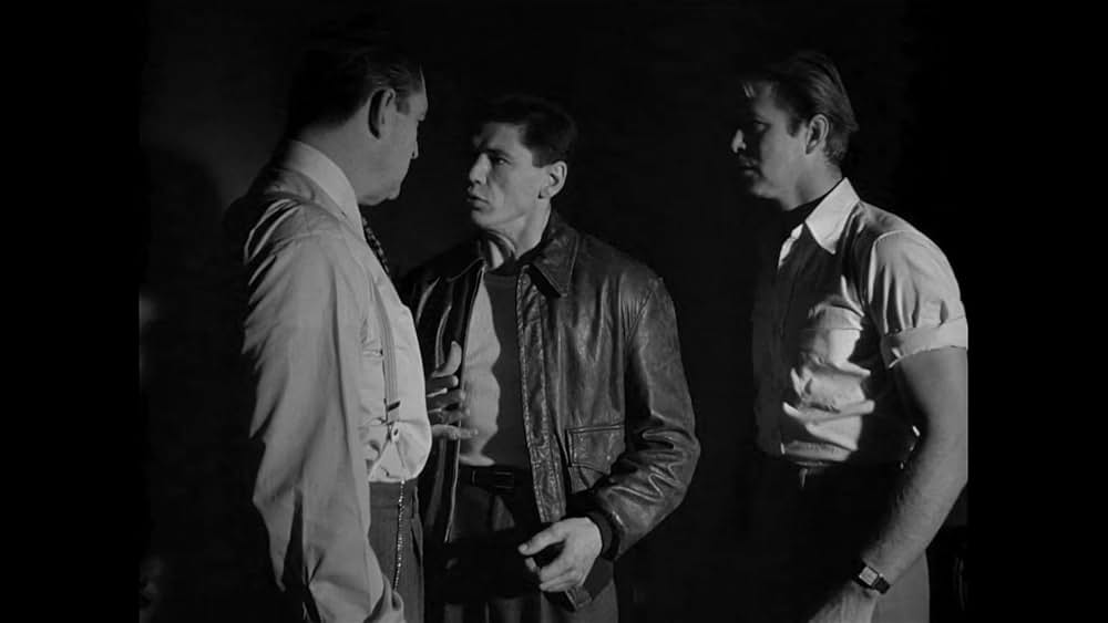 土曜日正午に襲えの画像