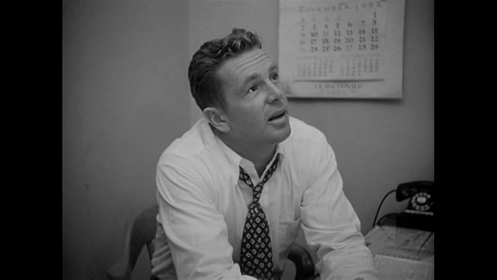 土曜日正午に襲えの画像