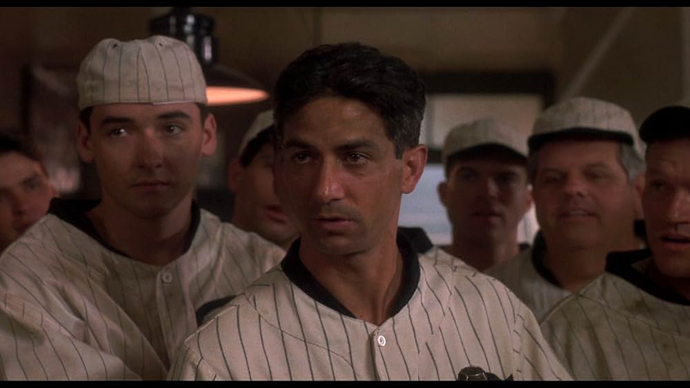 エイトメン・アウトの画像