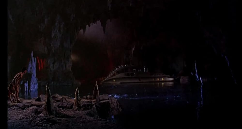 「SF巨大生物の島」マイケル・カラン & Beth Roganの画像