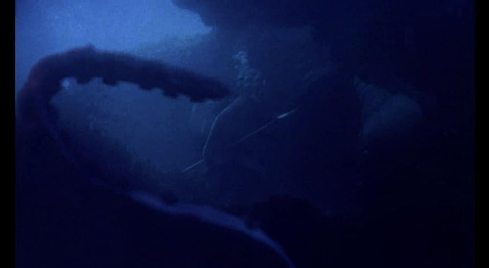 SF巨大生物の島の画像