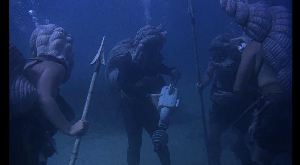 SF巨大生物の島の画像