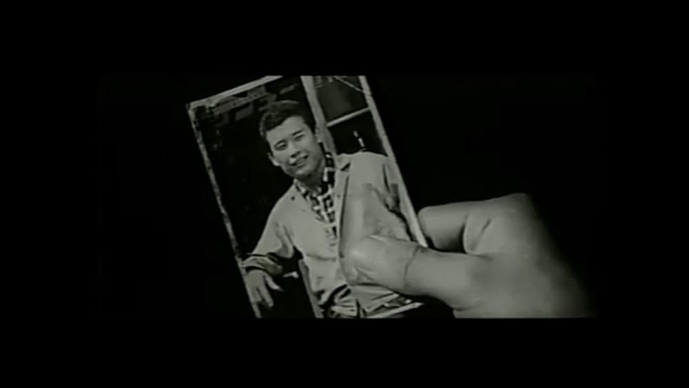 証人の椅子の画像