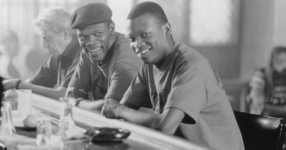 「トゥリーズ・ラウンジ」サミュエル・L・ジャクソン & Bronson Dudley & ローレンス・ギリアード・Jr.の画像