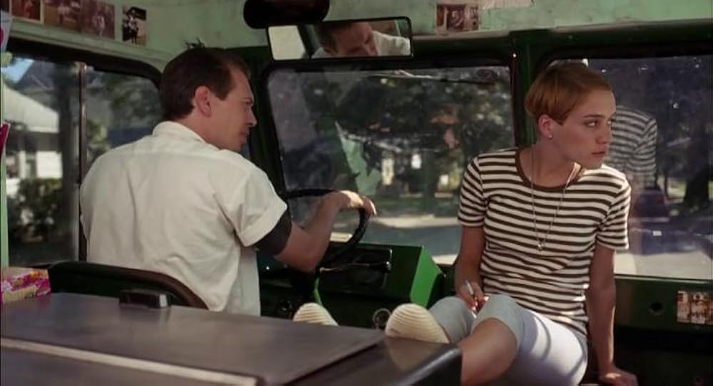 「トゥリーズ・ラウンジ」スティーブ・ブシェーミ & クロエ・セビニーの画像