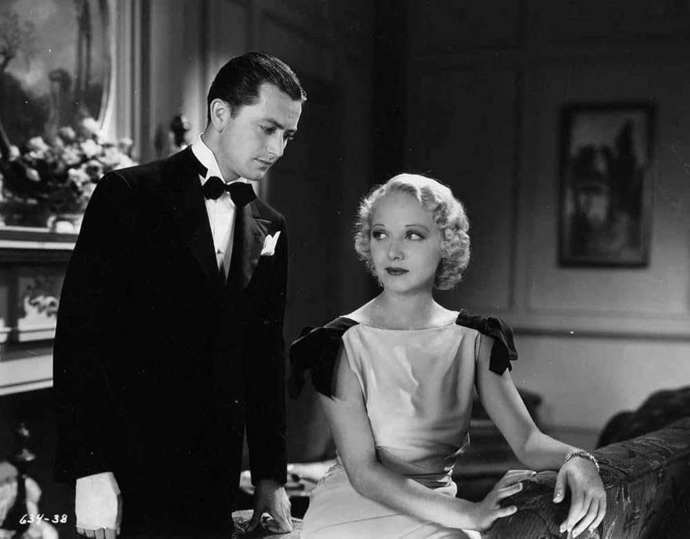 土曜日の大観衆の画像