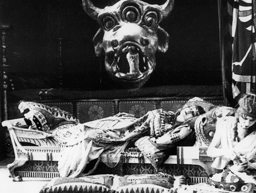 カビリアの画像