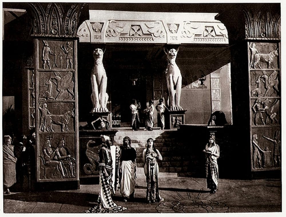 カビリアの画像